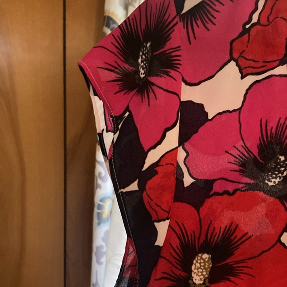 Short sleeve shirt by Ann Taylor Factory - Picture 5 of 7